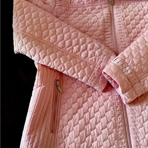 Pink quilted zip up light jacket with pockets super soft comfortable .new no tag